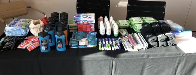 LetsCare19's tweet photo. @EarperConUK is officially over! 
Thank you to all of our volunteers, those who donated &amp; wrote letters! We managed to get over 40 parcels, 10 sleeping bags &amp; 2 shopping bags of extra supplies to @weareaceofclubs &amp; we're sure they'll put it all to good use!
#StarttheWave #Earpers https://t.co/HOJkaJbZmV