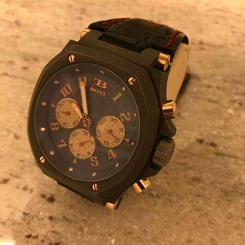 tbbuti's tweet photo. Back to the bench 🇨🇭

#buti #tbbuti #watch #orbita #Yanic #shark #evont 
#principessa #watchwinder #stealth #magnum #carbonium #chronograph #italy #Titanium #swissmade #return #reborn https://t.co/w7iHHhfPsE