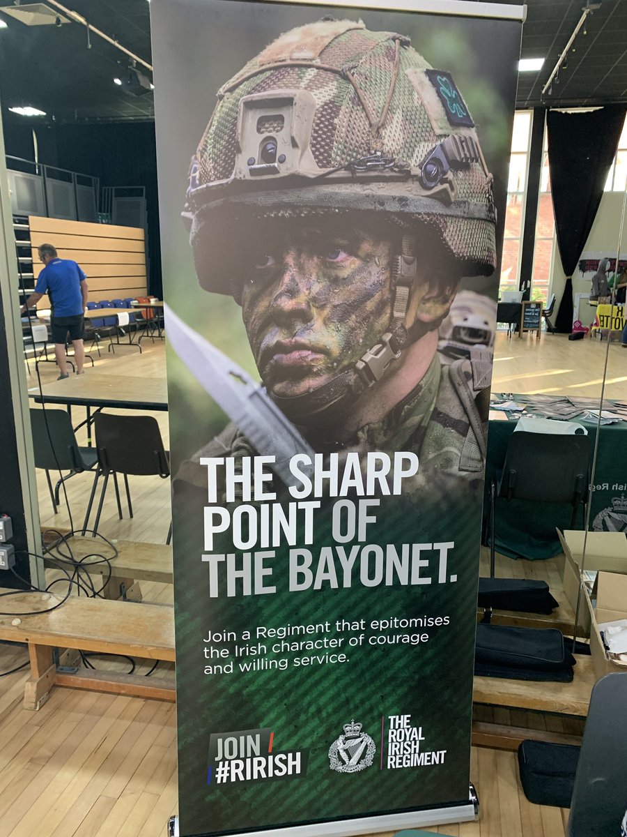 S_ERC's tweet photo. Its Freshers Fair at the Bangor Campus! Interested in starting a career in the reserve forces? Be sure to call over to @NI_Infantry and @32SignalRegt to find out more #RIRISH #RSignals https://t.co/veNIjjo9Em