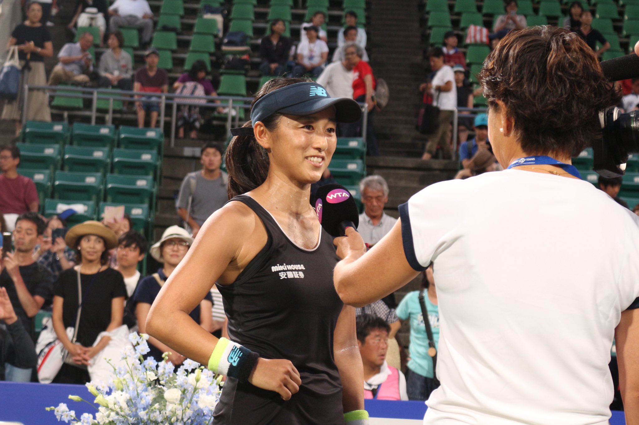 東レppoテニス シングルス 1回戦 土居美咲選手6 1 6 2で クリスティナ ムラデノビッチ選手に勝利 Wta 東レppoテニス19 Torayppo Tennis