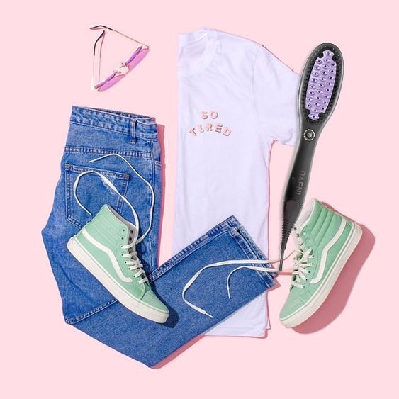 IndiaDafni's tweet photo. Achieve your style goals with DAFNI.
Look your best every day with the innovative DAFNI go which makes your tresses smooth, straight and shiny!

Available on @tressmartindia (https://t.co/Gr6tENoFa8) with both EMI and COD options available.
#DAFNI https://t.co/culTvqQLJA