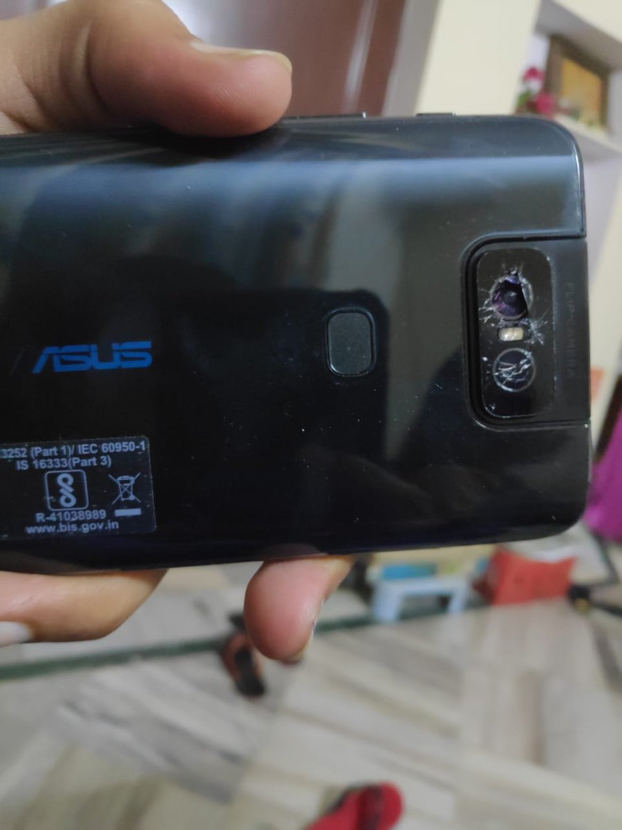 rupa_rm's tweet photo. See what happened in one drop (half of the height) my bad and what you say @ASUS @ASUSIndia @Flipkart #asus #asus6z

Note : all given Jaipur (Raj.) Service center's phone number is incorrect https://t.co/m7SkMiOwT8 https://t.co/Xel8Gu8G3M