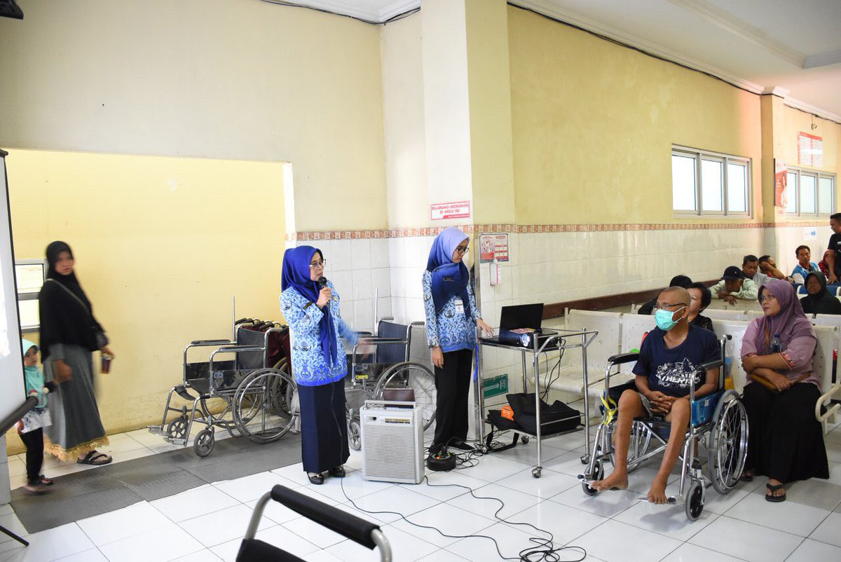 Rs_Tugurejo's tweet image. Mengenal lebih dalam tentang Bank Darah RS di @Rs_Tugurejo (17/9)
#JatengGayeng
#pkrsrsudtugurejo
#pkrs