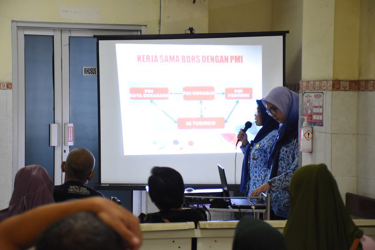 Rs_Tugurejo's tweet image. Mengenal lebih dalam tentang Bank Darah RS di @Rs_Tugurejo (17/9)
#JatengGayeng
#pkrsrsudtugurejo
#pkrs