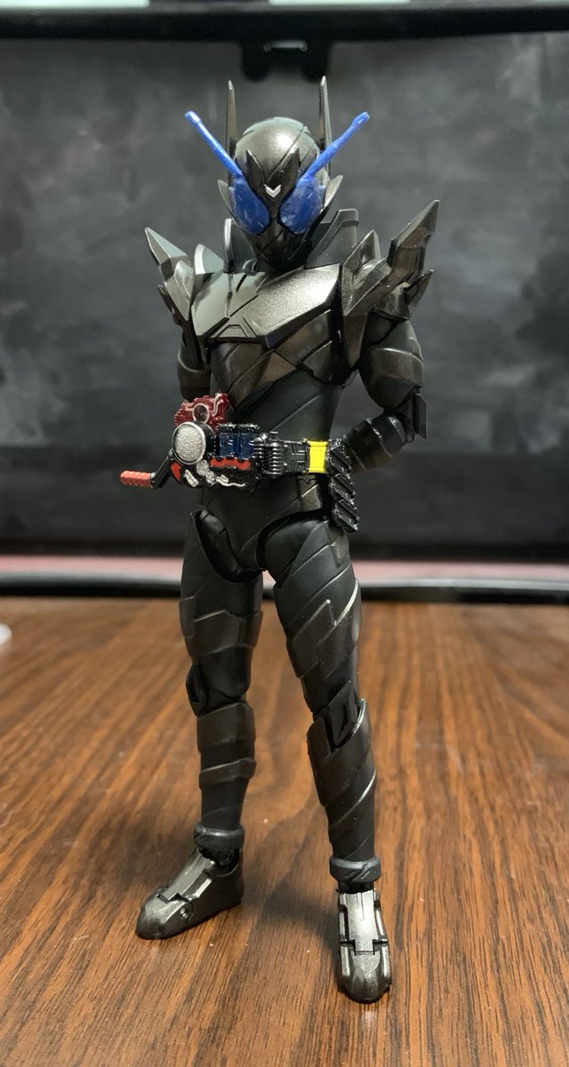 South 兵器のヒーロー