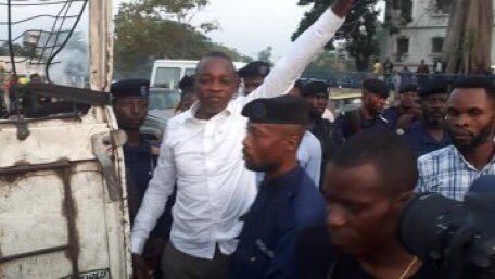 luchaRDC's tweet image. Matondo à Makala pour détournement: bien!

Atou &amp;amp; Luemba poursuivis pour atteinte à l’honneur: bien!

Oly Ilunga détenu pour détournement présumé: très bien!

Mukebayi à Makala pour diffamation: ok!

Où sont ceux qui ont vidé #15Millions? Ceux impliqués dans ce montage grossier?