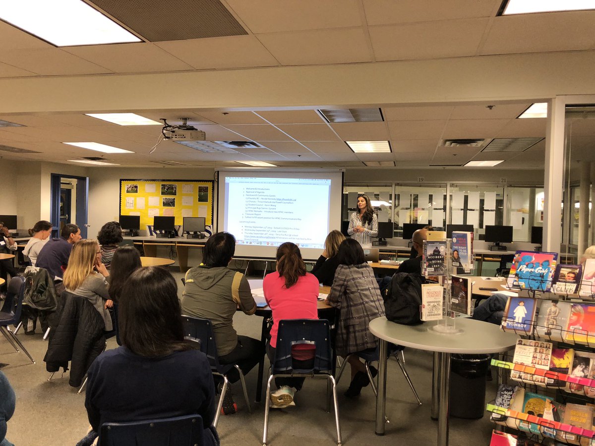 Great turnout for @HandsworthPAC meeting tonight with presentations by Student Council, PAC Executive, Gr 12 Counsellor - Trina (Choices Program), Nicole @Foundry_NShore & @HandsworthHSS Update from Principal Samra-Gynane @NVSD44 #NorthVan