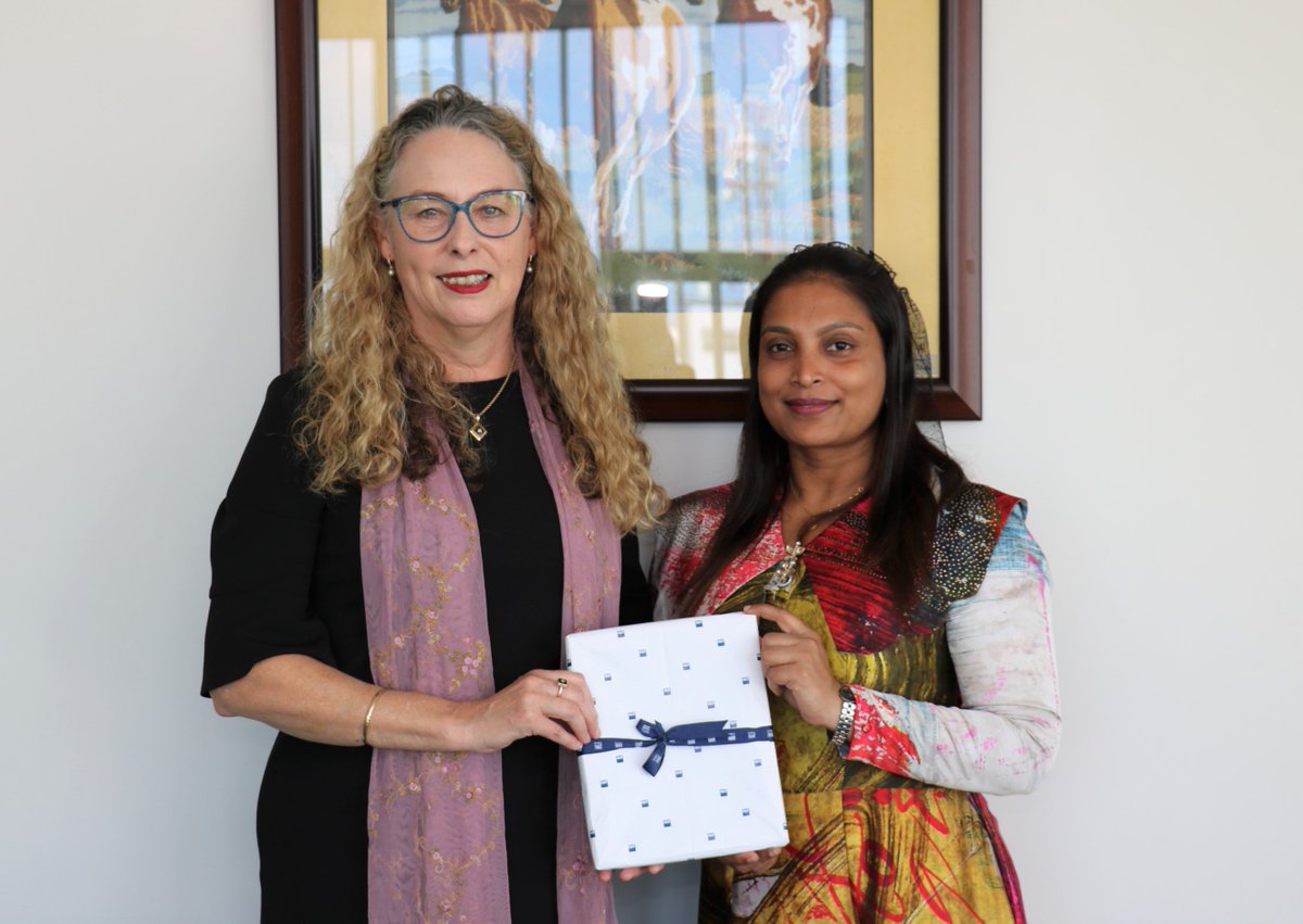 MoEdumv's tweet photo. Minister Dr. Aishath Ali meets with Professor Suzanne Carrington, QUT, Australia. Professor Suzanne leads the Consultancy on Inclusive Education strategy and human resource capacity assessment for Maldives.
@aisthly https://t.co/Ix3bMW101Z