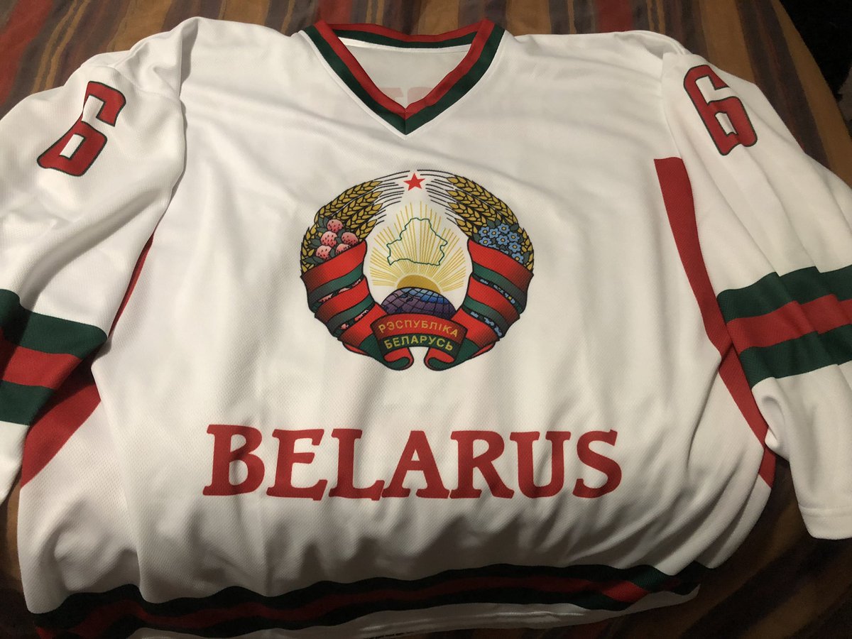 rogerapage's tweet photo. Like jersey worn by Alex in the #WJC2018 #AllMine 😄👇🏼 https://t.co/AuBvucs8KL