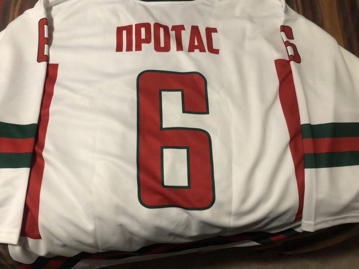 rogerapage's tweet photo. Like jersey worn by Alex in the #WJC2018 #AllMine 😄👇🏼 https://t.co/AuBvucs8KL
