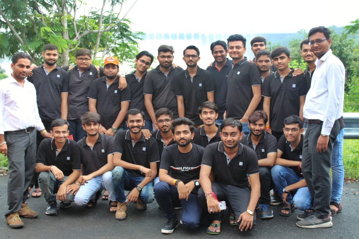 DarshanUniv's tweet photo. #Civil #Engineering 5th-semester students visited Sardar Sarovar Dam & Karjan Dam as part of their curriculum activity and observed various components of Dam Structure such as Dam site, Canal headworks, River Bed Power House (#RBPH), etc.,
#DarshanInst https://t.co/pkdqKwhmx4