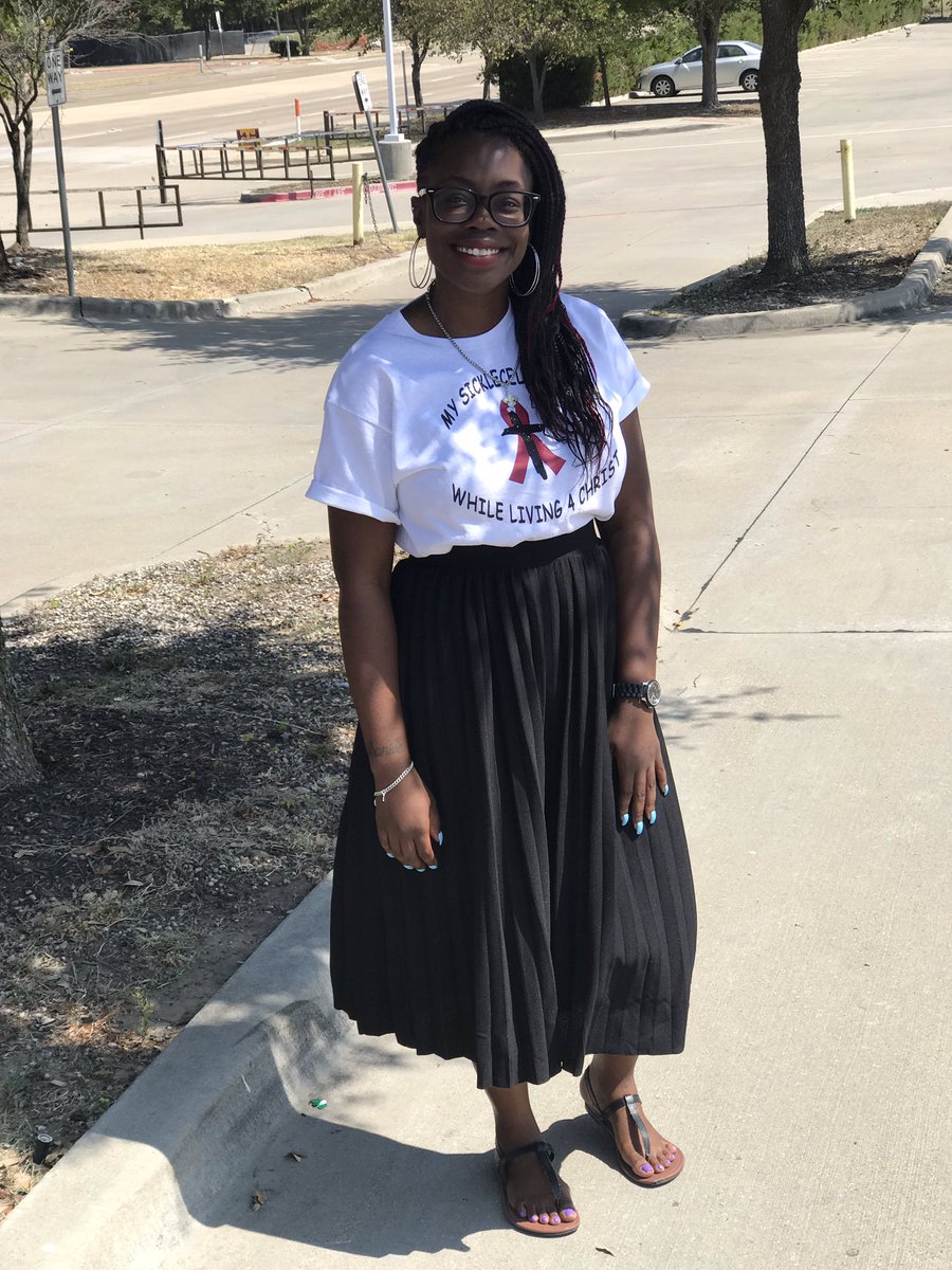 QueenTear0510's tweet image. God has allowed me to share my vision to others!! I’ve come a long way with this and it’s just the beginning! I’m loving this new season! If you would like to purchase a “Never Give Up” shirt or water bottle DM!! 
#SickleCellAwarenessMonth 
#SupportSickleCell