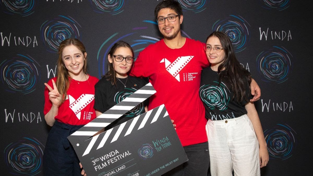 festevezfilm's tweet image. #WindaFilmFest lands in town Nov 21-24 &amp;amp; @WINDAFilmFest are on the look out for volunteers! If you're interested or to learn more get in touch with the Fest &amp;amp; check out the new ‘Emu Feathers in the Night Sky’ design from Nungala Creative’s Jessica Johnson! festevez.com/fests/winda-fi…