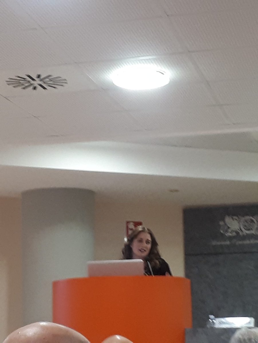 maristellamanc2's tweet photo. "Ci siamo fermati un attimo a dare  significato alle nostre esperienze" #medicinanarrativa #NBM #unitàspinale #metamorphoses https://t.co/m5BRbCroUQ
