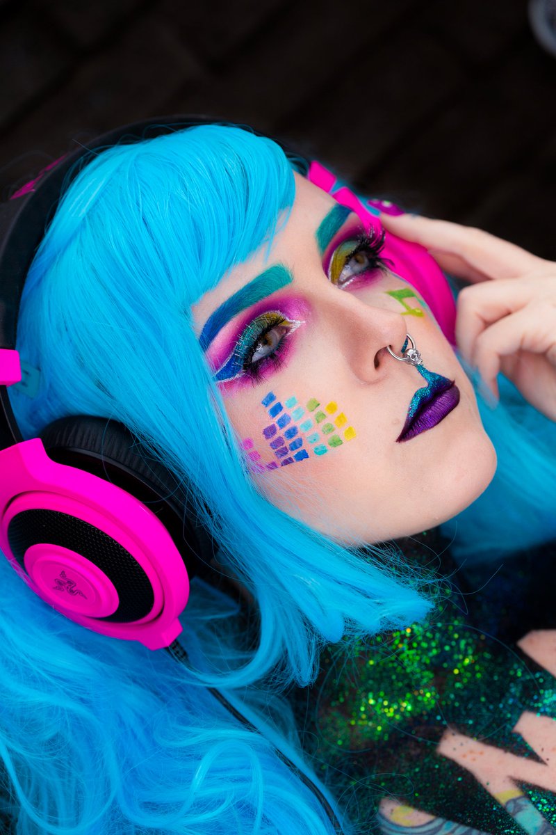 evaqmakeup's tweet photo. MuSick.
New #makeuplook on my Instagram.
#makeupartist #mua #sonadj #lol #maquillaje #maquilladora https://t.co/N7zDVdGYK2