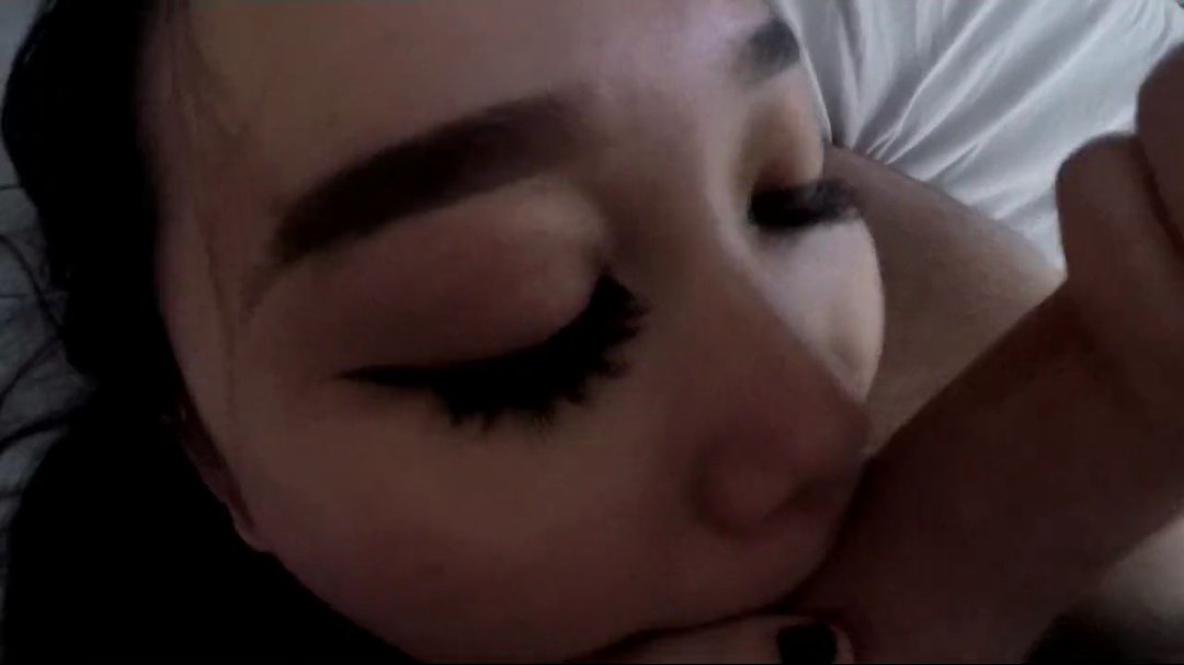 ขอเลียไข่หน่อยนะ​ เธอก็ชักไปด้วยสิ 💕