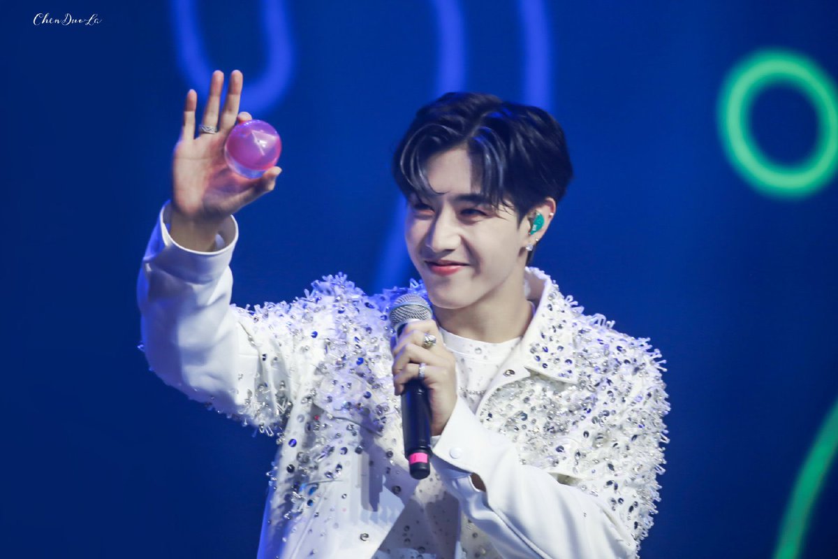 got7fanupdates's tweet photo. [190914 ON YOUR MARK in Chengdu]

#GOT7 #MarkTaun #Mark #MARKTUANxREPRESENT #段宜恩 #GOT7WORLDTOUR2020 #GOT7_KEEPSPINNING #IGOT7 #kpop #FanMeet https://t.co/NkU43lEnAE