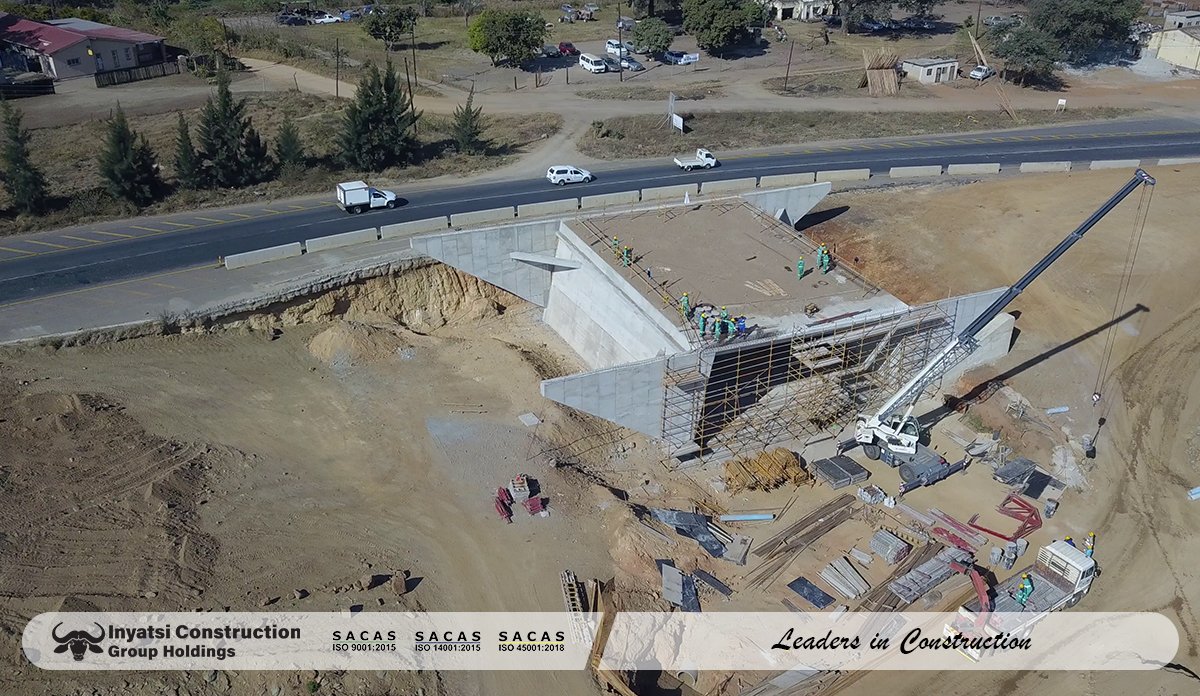 Inyatsi's tweet photo. Dedicated to success and the mission at hand, we are proud of the projects we are currently working on, and that is the rehabilitation and restructuring of the major MR3(Lot 1) road with new interchanges, service roads as well as access routes. https://t.co/jAFaKFrzZS