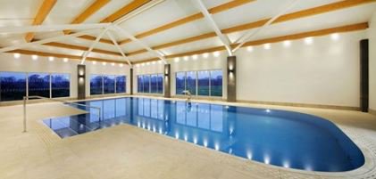 FabFarmShops's tweet photo. Situated right next to #haytonfarmshop &Tea Room is THIS! 👀
This fantastic #swimmingpool features a relaxing #hottub spa, Roman styled stepped area into the pool & a waterfall at the side of the #pool.
#farmshop #farmshopfun #cumbria
https://t.co/RdeFRnArsH https://t.co/iALPp7kAx7