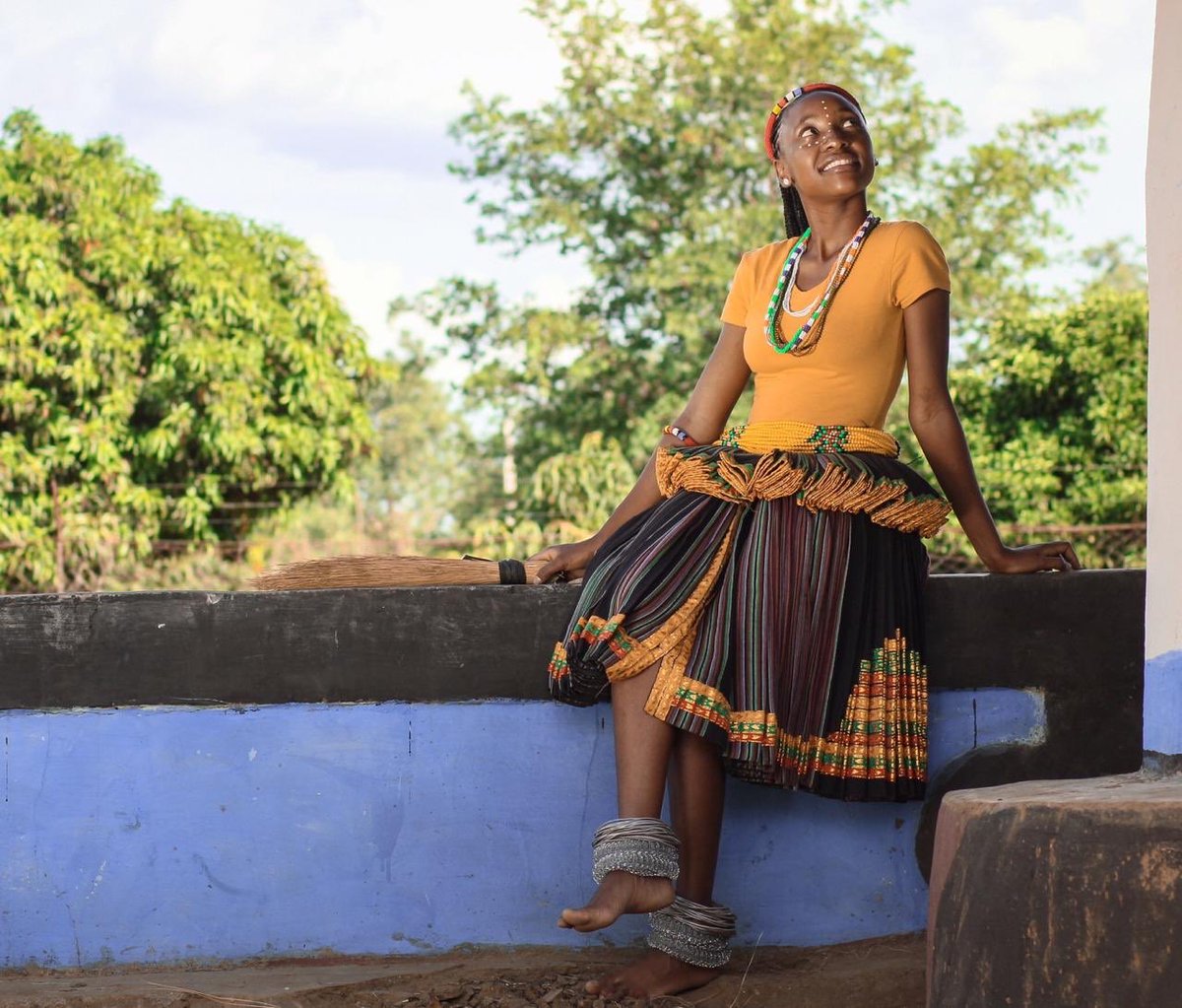 BombaAfrika's tweet image. Rise and shine: Let the whole world know who we are #AfrikaMyHeritage @ntombiyamtsonga @_Ndhavuko @vongani_mageza @Shangazine @MkhariGiven @FumaniShilubana @Munghana @terrecia_ntiman @melanie_nxumalo @PennyLebyane @SydneyBaloyi @aarocate @Matimba_Mhlave @AJ_Maluleke @muhlayisi2