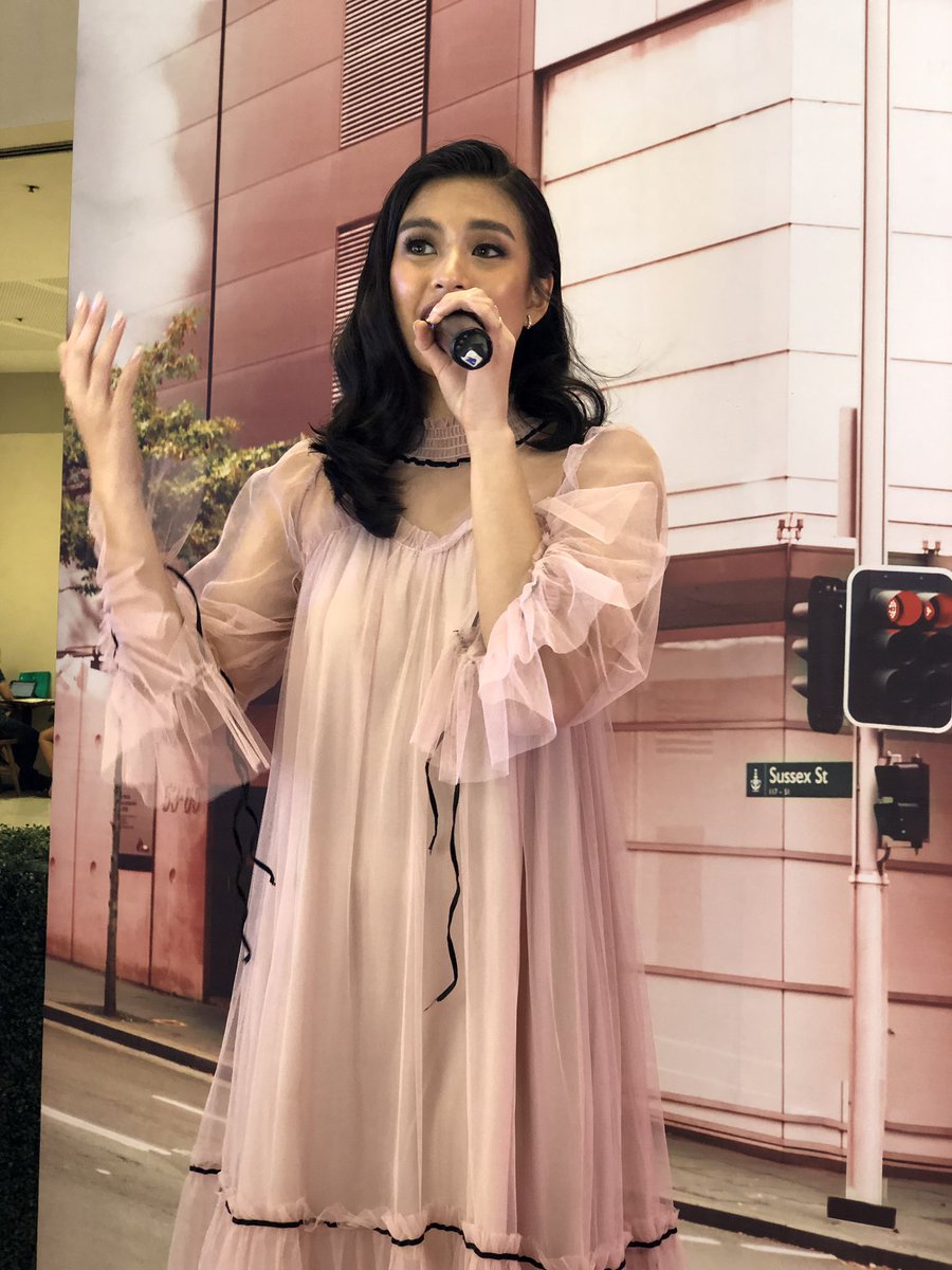 LionhearTVNet's tweet photo. NOW: @gabbi at the #Carefree #FlexYourWay launch with @Cosmopolitan @WatsonsPH ๐ฆ https://t.co/Qi3g2JXNmk