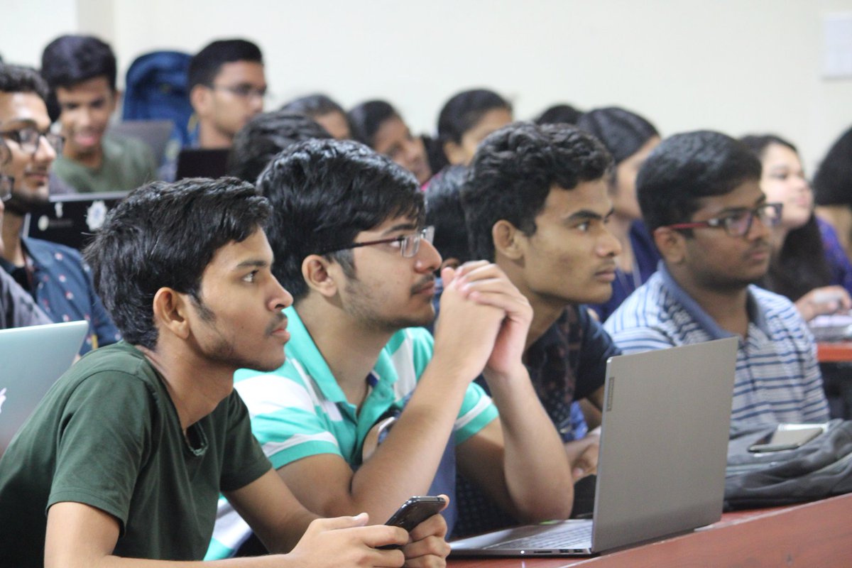 GoogleCS_Odisha's tweet photo. Glimpse of the #CROWDSOURCE talk session held at #IIITBHUBANESWAR.The event opened with an introduction to #Machinelearning and #AI .The next level was split to how #Crowdsource helps to build a diverse ML &amp; AL and makes the internet a better place for the user accessing it. https://t.co/eR1DZf9Rez