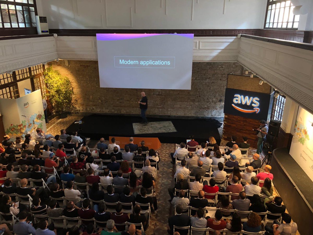bahadirhalil's tweet photo. Amazon CTO @Werner on stage.. #AWSLoftIstanbul https://t.co/GGNeQYXGeK