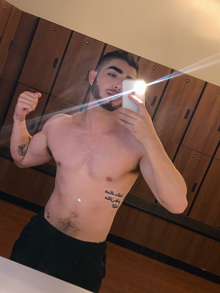 ElmerSarabia2's tweet image. not the best but not the worst ...🤫