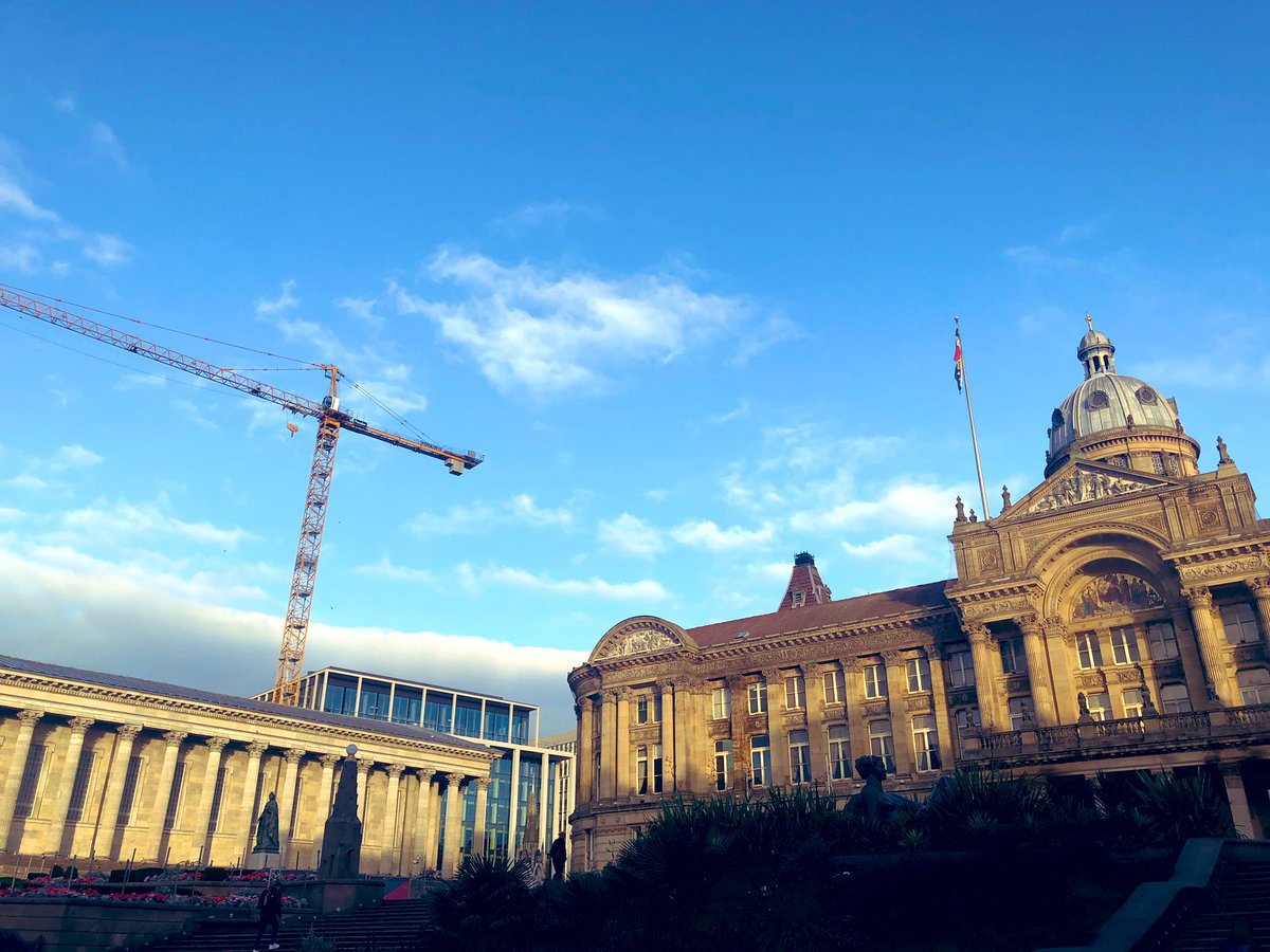 Loving the changing views of this city. 

Old and the new creating fantastic public spaces.

#Birmingham #victoriasquare #development #construction #property #forward  #oldandnew