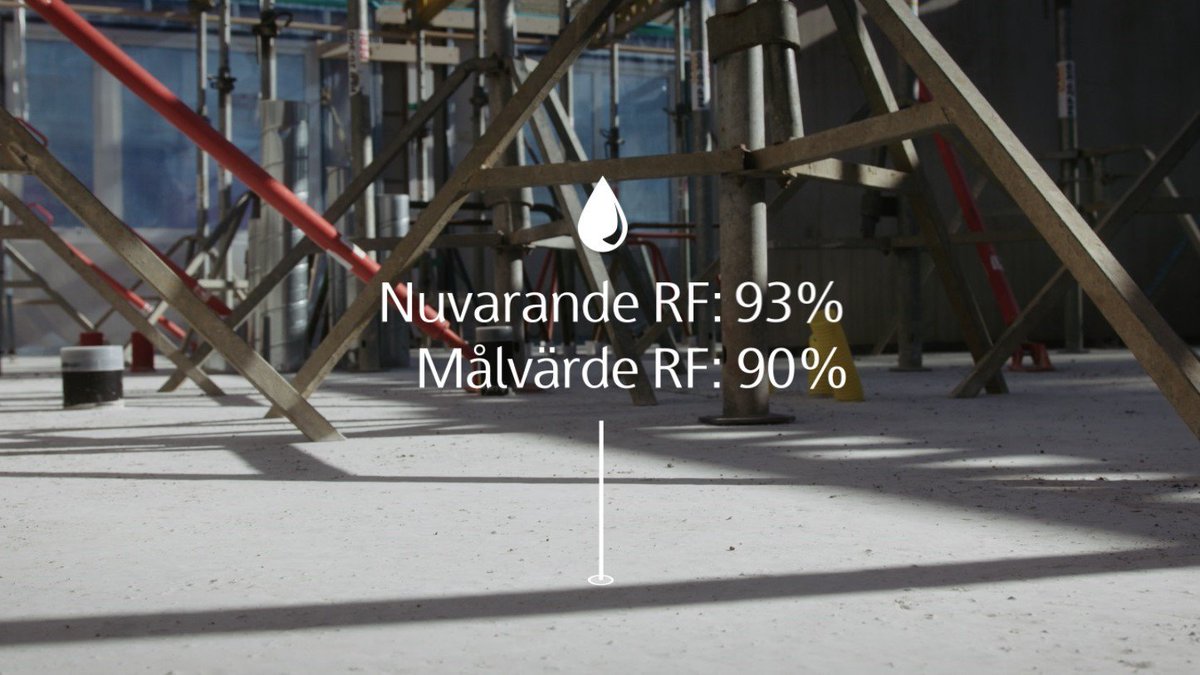 Just nu testar vi olika IoT (Internet of Things) sensorer. Bl. a sensorer som gjuts in i betongen vid grundläggning som mäter fuktnivån löpande. Då kan vi ha full koll på  uttorkningen och planera arbetet framåt. Ett bra ex. på hur digitalisering underlättar och effektiviserar.