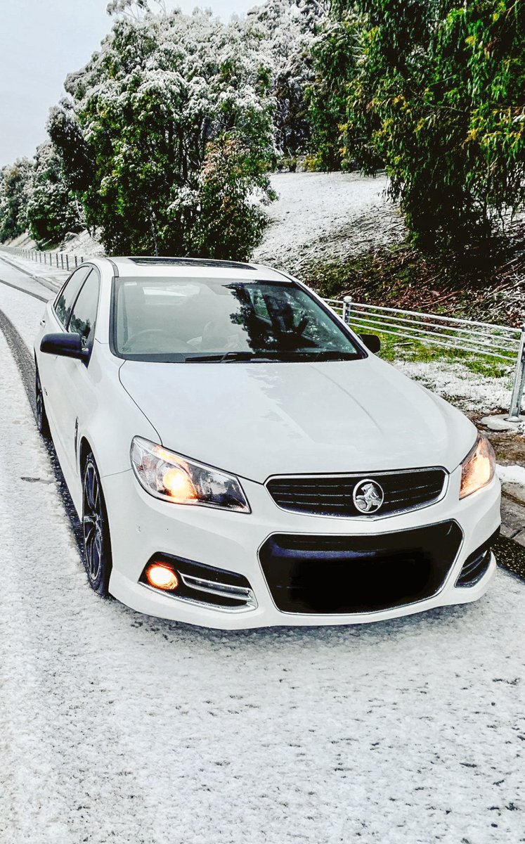 WalkinshawPerf's tweet photo. The snow season isn't over just yet.
📷 #W310 Owner, Dave T. https://t.co/v4WWJW6euf