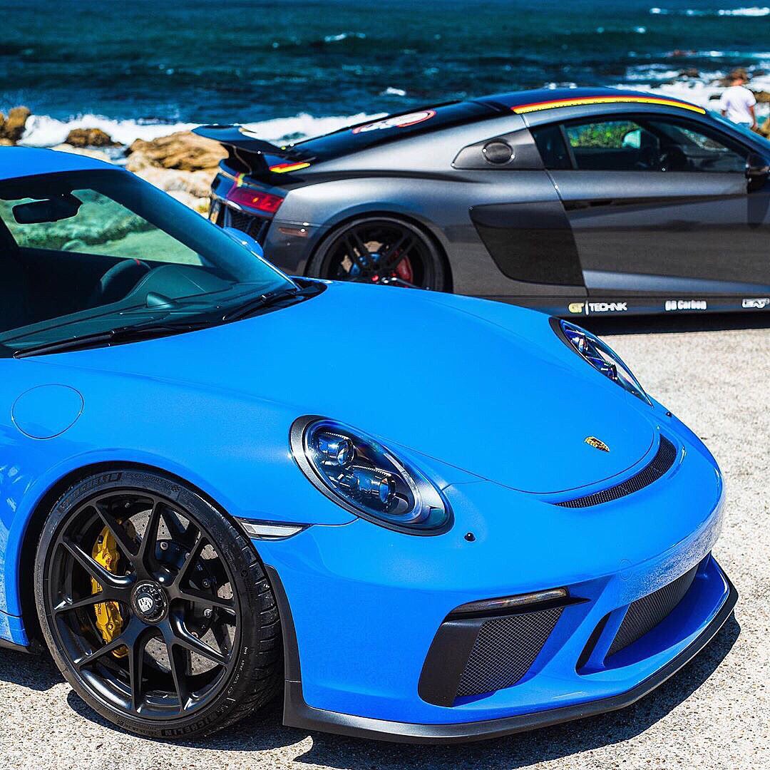 Porsche911UK's tweet image. What a stunning Blue #911GT3 but is that your choice German #SpeedMachine via @blugt3 👍🏻
