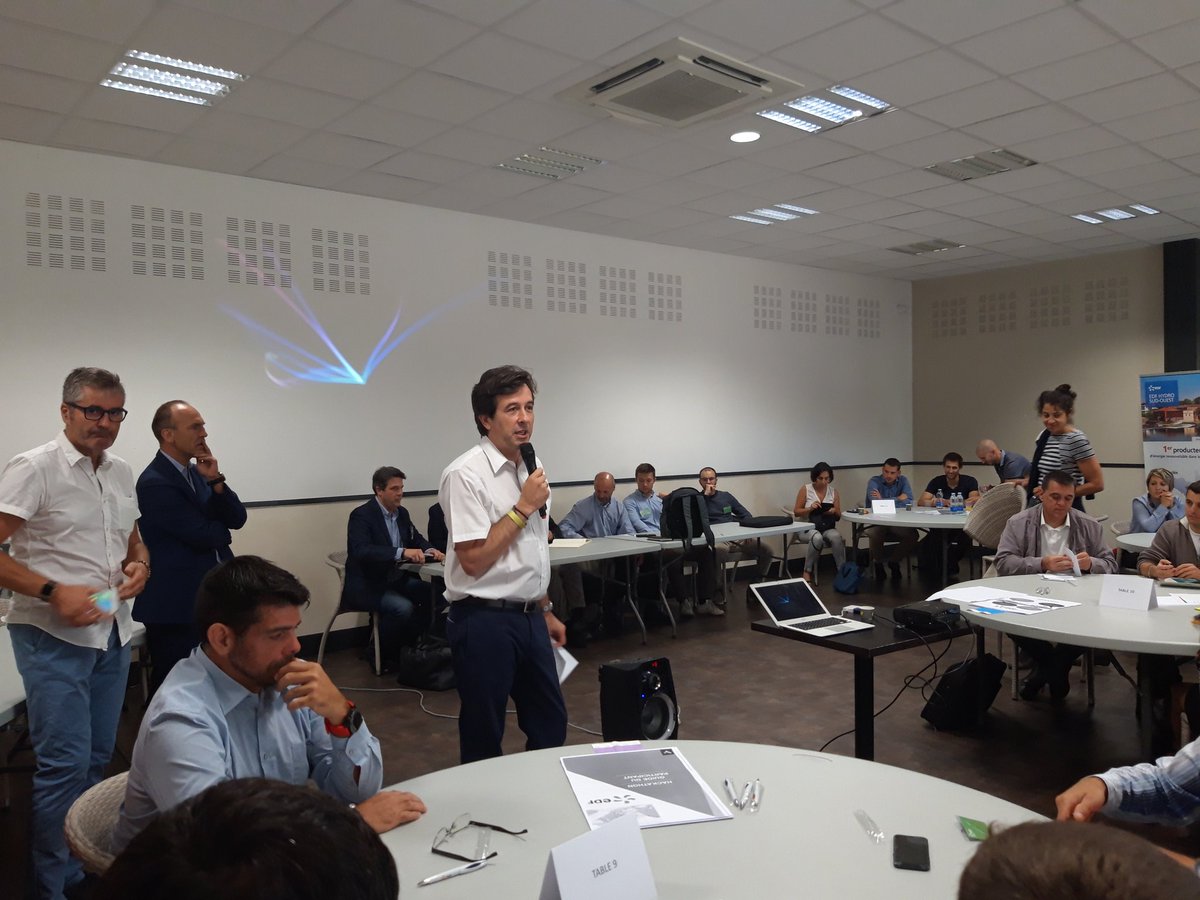 Marie_Fabre2's tweet photo. Deuxième Hackahton @EDF_Hydro_SO dédié au Développement! 90 participants! Des équipes multidisciplinaires pour trouver des solutions innovantes!
Merci à nos partenaires des territoires de coacher les équipes Hydro SO.@pduboe @YMarcilloux @SireaGroup @Darthou2 https://t.co/80x2X19eWv