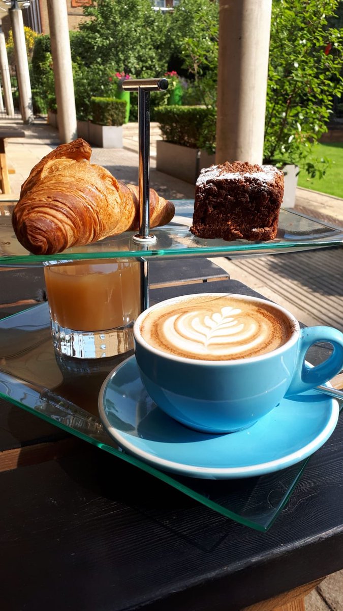 OKN1Hoxton's tweet photo. We’re open for #breakfast and general chillaxing & chat - or use our #freeWifi if you really must do some work. Snuggled between #Hoxton library and #HoxtonSquare 40 Hoxton Street N1 6LR #BreakfastinLondon #BreakfastintheSun #Coffee https://t.co/0Z3X9qO56r