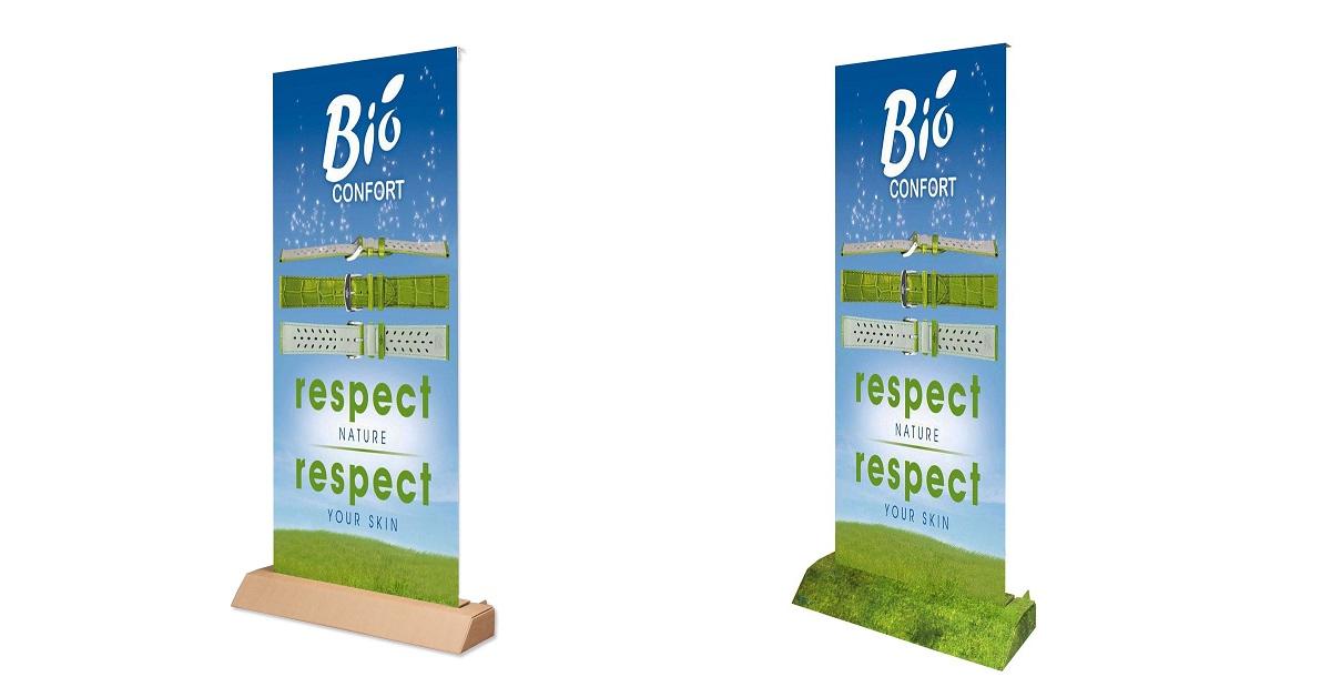 Heeft u ze al gezien? 

Deze volledig Kartonnen Roll-up Banners? 
Geheel en alleen gemaakt van karton.
Met of zonder volledig bedrukte voet.

Rolbanners die volledig recyclebaar zijn zonder metalen (cassettes) of kunststoffen (doek).

Meer weten? Bel Ben op 06-53328087.