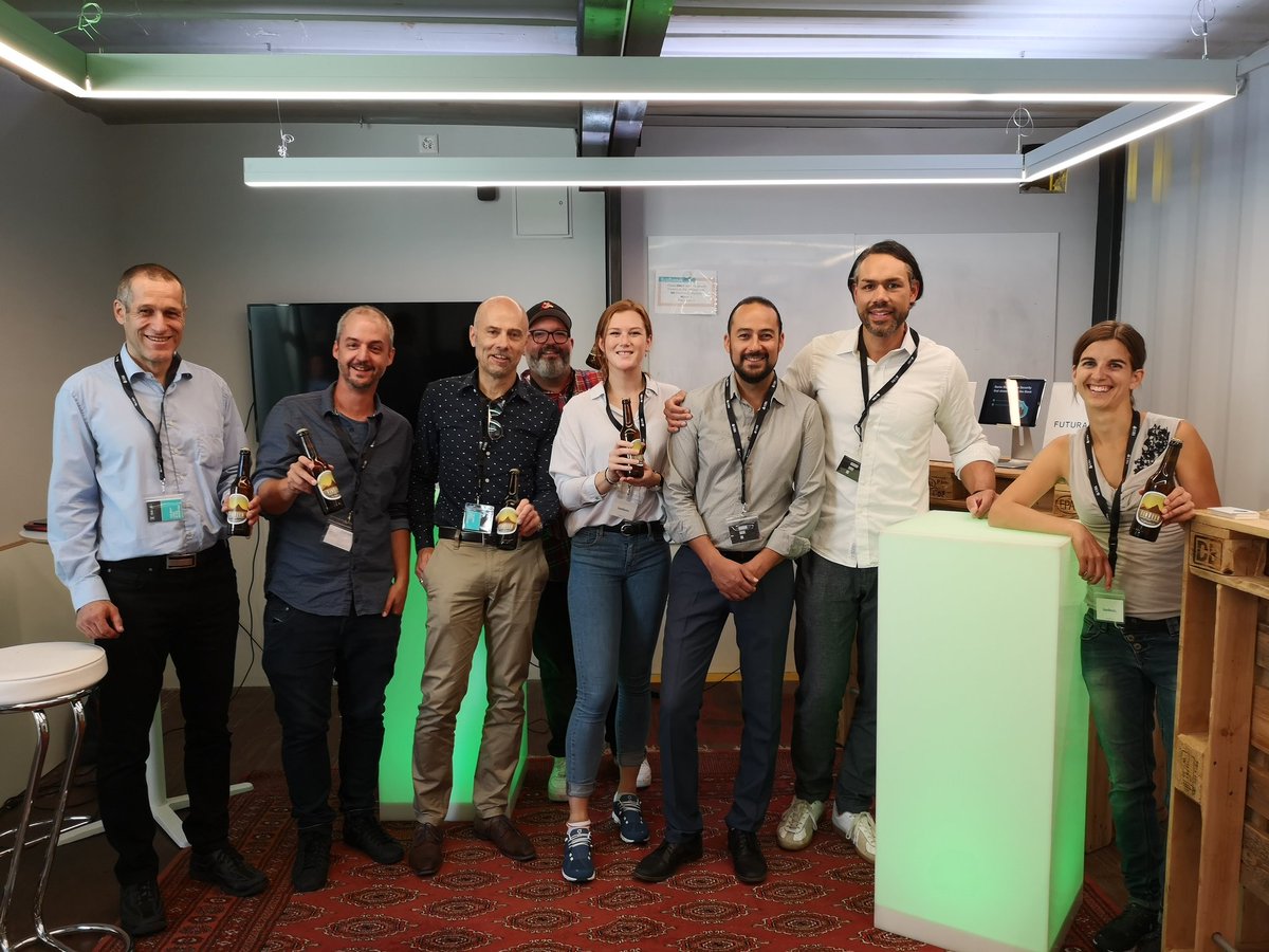 loanboox's tweet photo. Ready for the day ๐ crew #finbeer
@Amnis_Treasury @_futurae
@TaxLevel @loanboox looks forward to your visit at the Swiss Fintech Fair @SFS_CH https://t.co/ORK8VBxj8T
