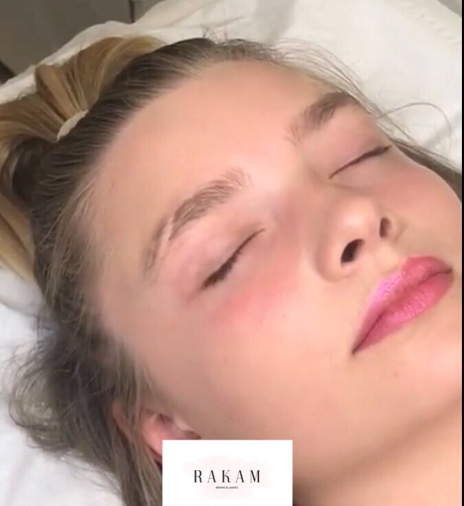 RakamBrows's tweet photo. Want to see what happens during a Lash treatment well now you can

https://t.co/4pvpaFGP6O 

#Eyelashlift #LashLiftandTint #EyelashExtensions #LashesThatPop #Lashes #Tint #EyeLashes #PerfectLashes #NaturalLashes #Monday #LashCurl #Eyes #EyeCare #EyeBeauty #Maylebone #BakerStreet https://t.co/7c79gmPYps