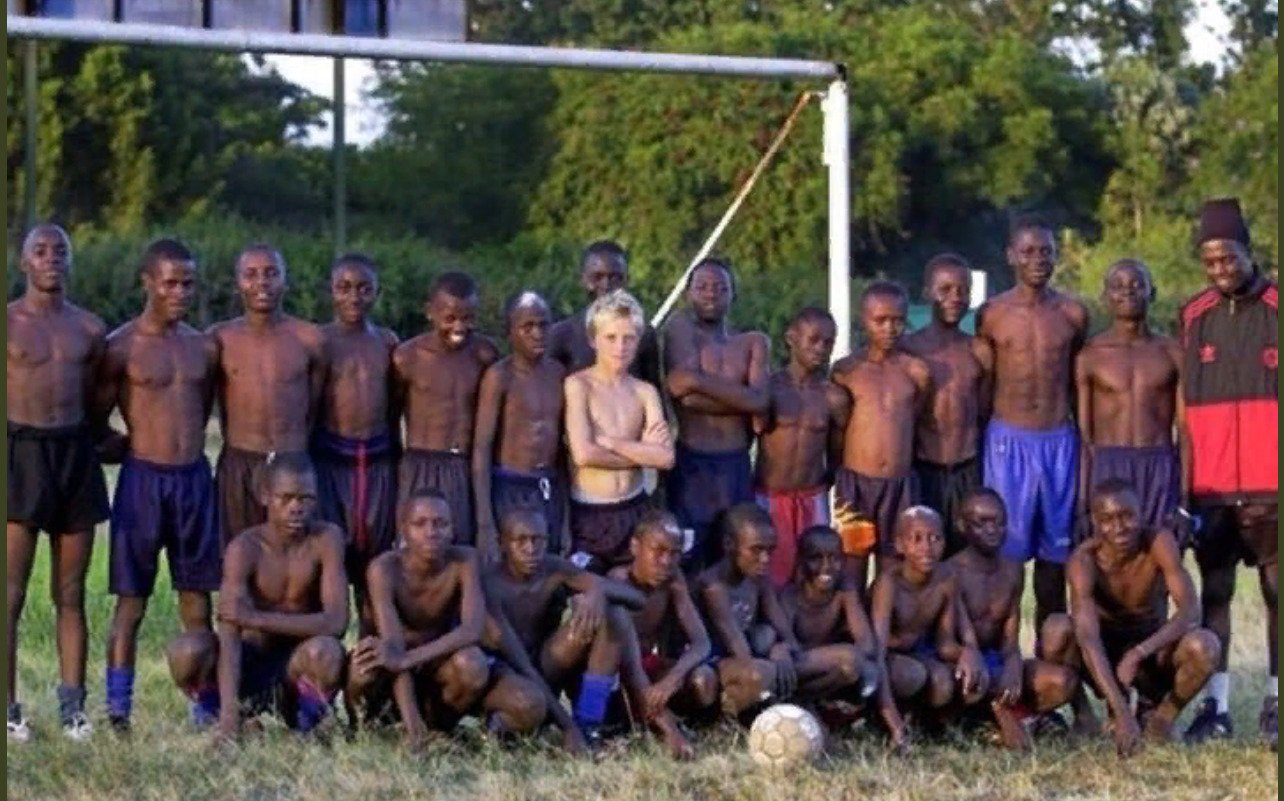 EEpuhnaXUAIIpIj.jpg:large