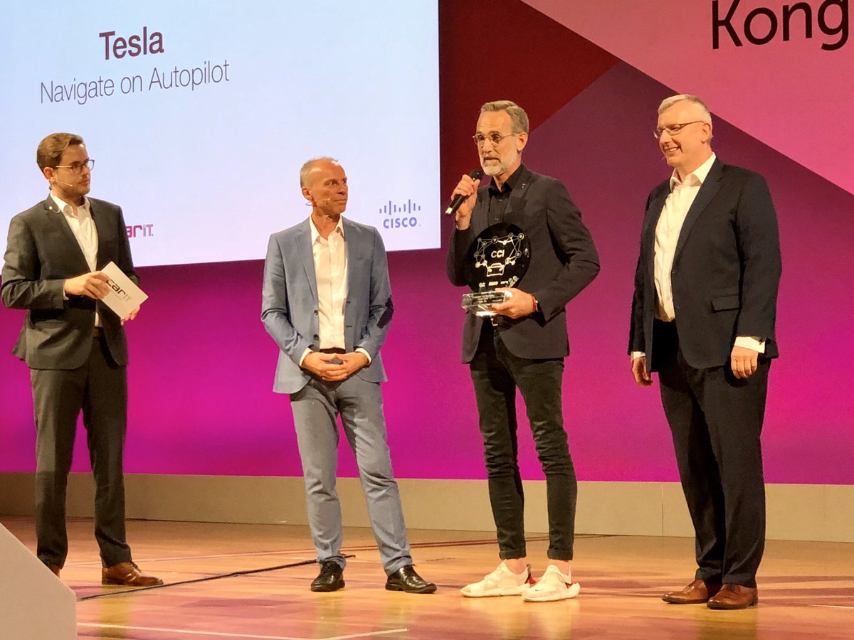 fintlp's tweet photo. @Tesla just won the prestigious #ConnectedCarInnovation Award 2019 for #NoA Navigate on Autopilot.  Beating innovations from  @BMWGroup , @Daimler , @ToyotaMotorCorp ... Prof. @StefanBratzel gave favorable comments! #carITK19 #IAA https://t.co/15isXvWMJq