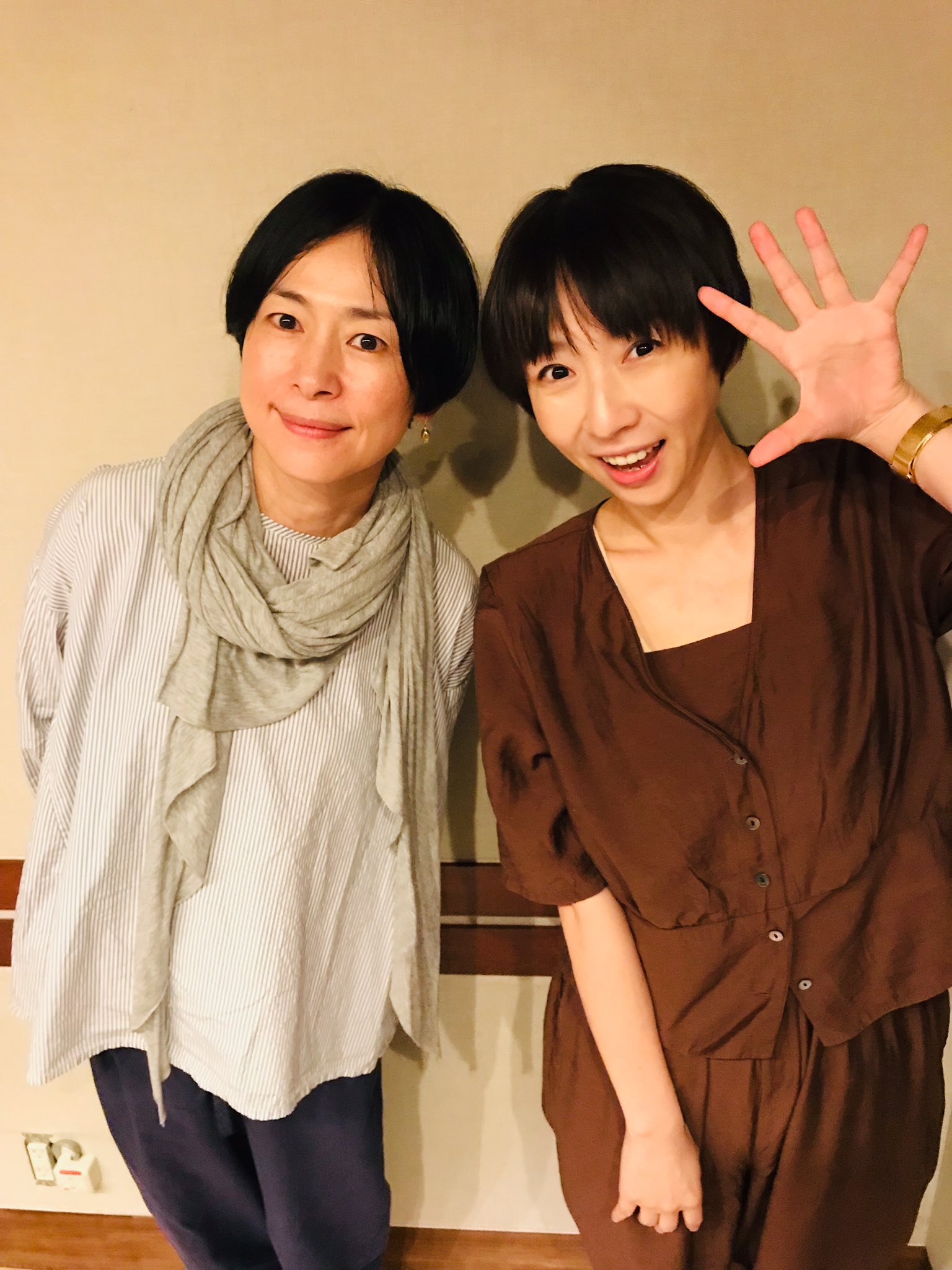 西田尚美 Twitterren 今日は 酒井若菜ちゃんのラジオ 酒井若菜の真夜中散歩 の収録をしてきました ついつい たくさん喋ってしまった 珍しく緊張しなかった なのに若菜ちゃんは緊張してたらしい 威圧感与えてしまったんだろうか うぐぐ T Co
