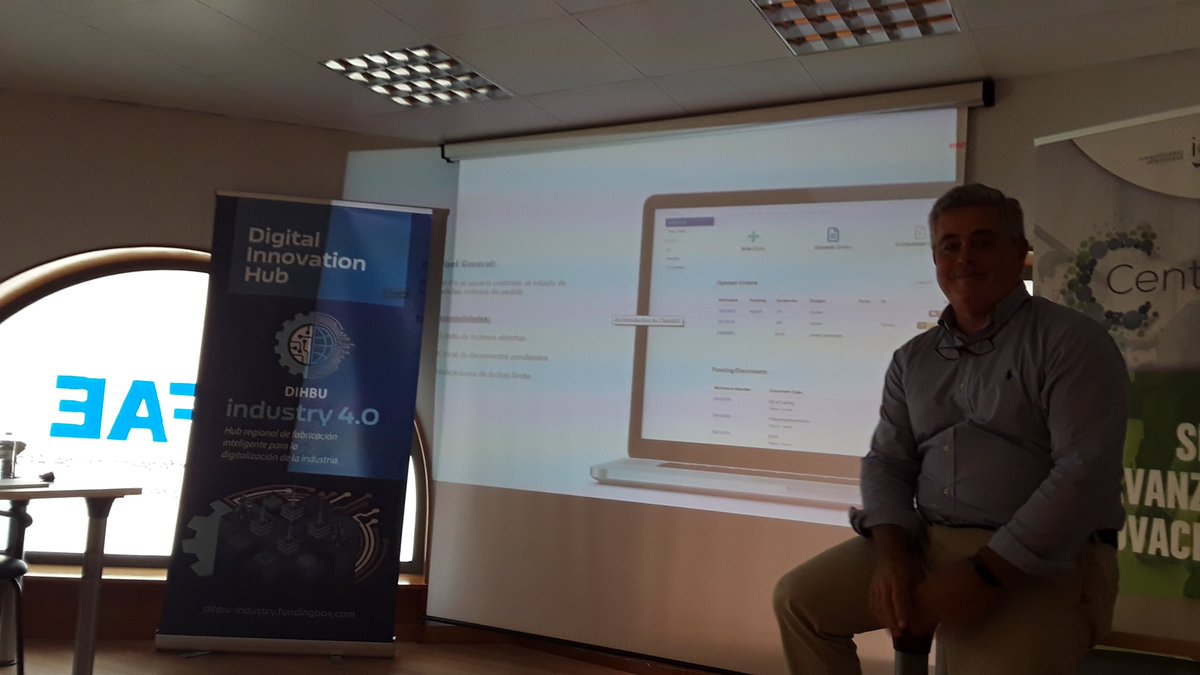 blanuza's tweet photo. Interviene finalmente en el taller de @_ITCL cl  @ChaingoTech que presenta ante socios del @DihbuIndustry40  y empresas asistentes su plataforma ChainGo Freight soluciones hibridas de #blockchain pra logistica..  pruebas de valor en #mahousanmiguel etc https://t.co/psr0SWbNRw
