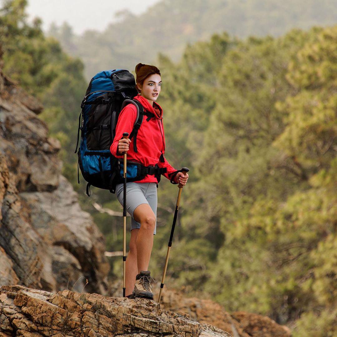 Сервис YouPorn создал первую виртуальную порнозвезду
Джеди, теперь она - официальный амбассадор платформы. Джеди — результат коллаборации между YouPorn и Camasutra VR. У Джеди есть аккаунты в Twitter и Instagram.  t.me/AMedium/3 #youporn #innovation