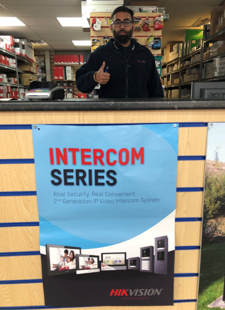 huntersfss's tweet photo. Happy Tuesday Everyone! Don't forget we stock the NEW @HIKVISIONUK Intercom Series... Watch this space! Warren has all of the Hik knowledge you need 👍👍😁 Hikvision hashtag#intercomseries hashtag#hunterswholesalers hashtag#slough hashtag#berkshire hashtag#cctv https://t.co/bIM4r1X7tQ