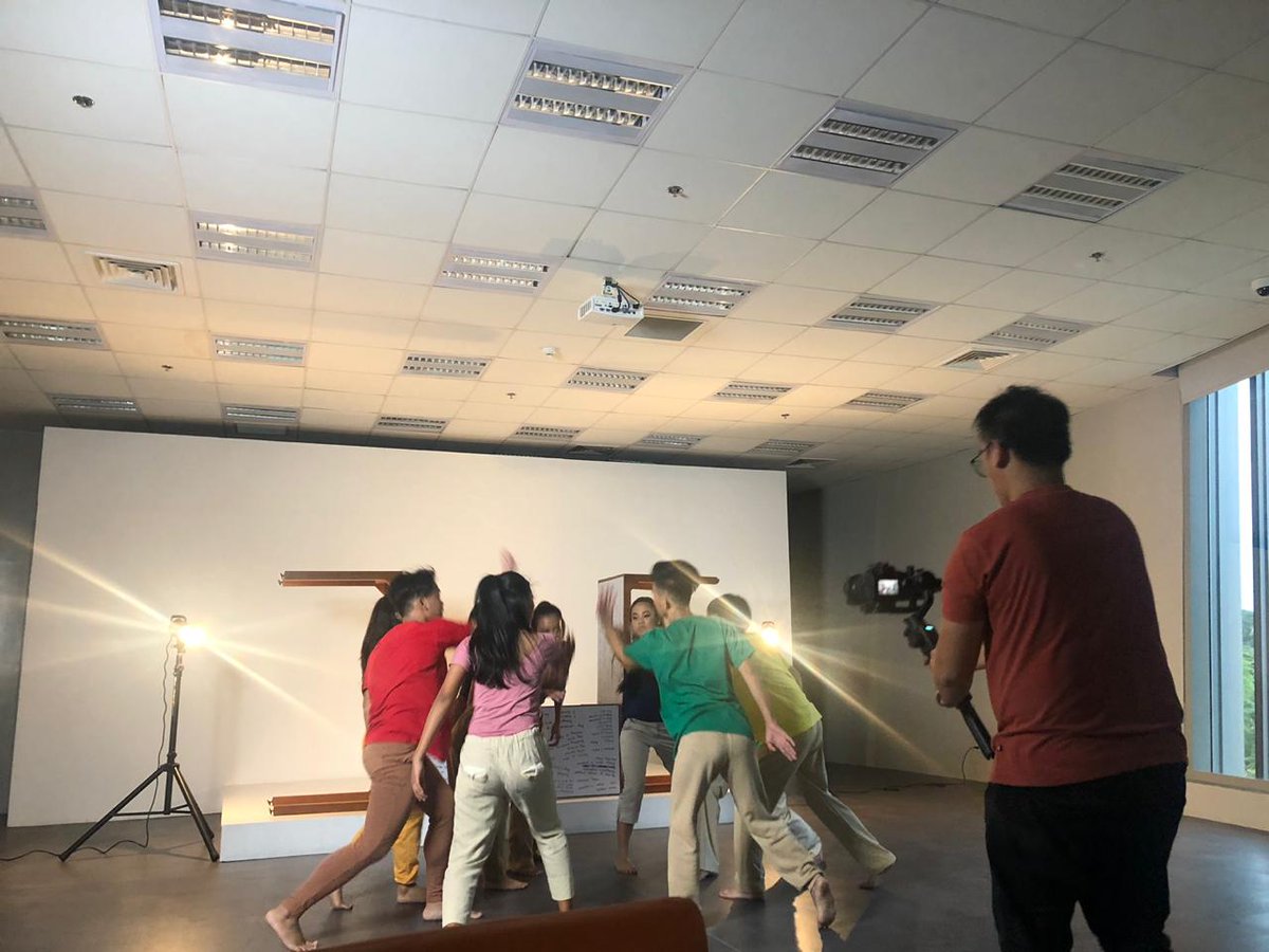 Solace_Research's tweet photo. Preparations for #performance based on our #ethnography of health a in #NorthernSamar in the #Philippines are in full swing, directed by dancer and #WeAreSolace manager @ccmijares. Dance inspired by health words from  @Solace_Research barangays #globalhealth #publichealth #gcrf https://t.co/OVLO51R8ed