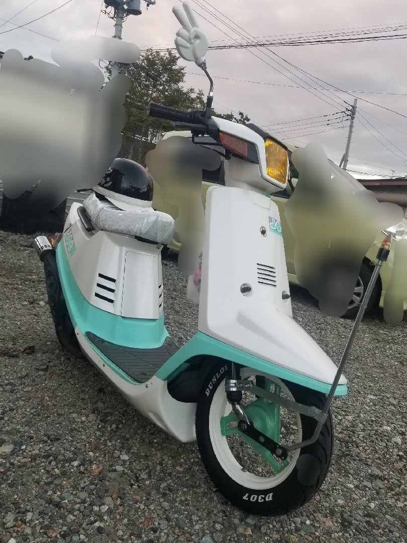 変なバイクが僕ん家に来たよ😝環境に良くないバイクだね👍 #汚バイク