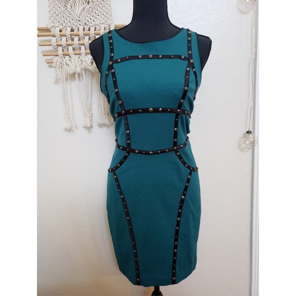 gardenoftomahto's tweet photo. So good I had to share! Check out all the items I'm loving on @Poshmarkapp #poshmark #fashion #style #shopmycloset #cynthiasteffe #stylestalker: https://t.co/0nM3teAfNf https://t.co/2u7nj26iSp