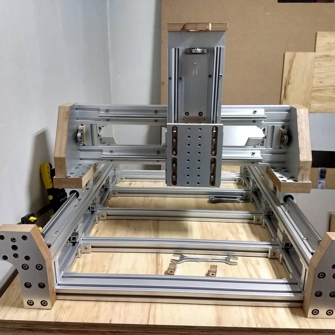 CncFloripa's tweet image. Creative Max tomando forma. #cnc #cncrouter #routercnc #creativemax