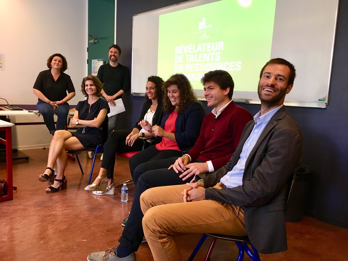 Quand les #alumniIGSRH reviennent sur le campus pour parler #metiers #RH c’est toujours aussi sympa !
@igsRH