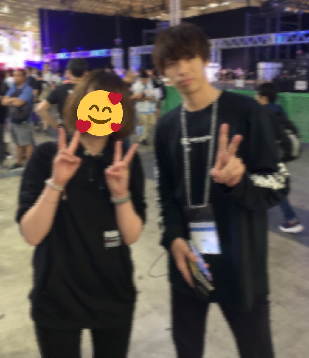 あおたろー. tweet media