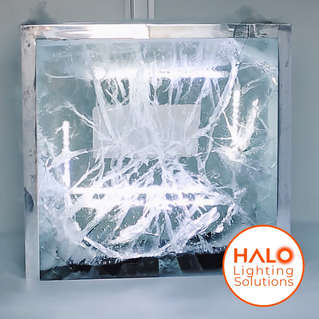 Halo_LED's tweet photo. ICE:
Halo excels in sub-zero conditions and will not become brittle or crack when exposed to extremely low temperatures.

In extreme conditions where all other lighting systems are simply destroyed HALO continues to perform optimally.

#LED #lights #fire #ice #water #outperform https://t.co/GpmbknPE72